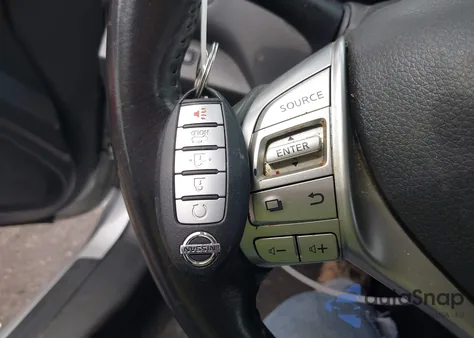 2017 Nissan Altima 2.5 Sv z USA, uszkodzony, nr VIN 1N4AL3AP2HC132184